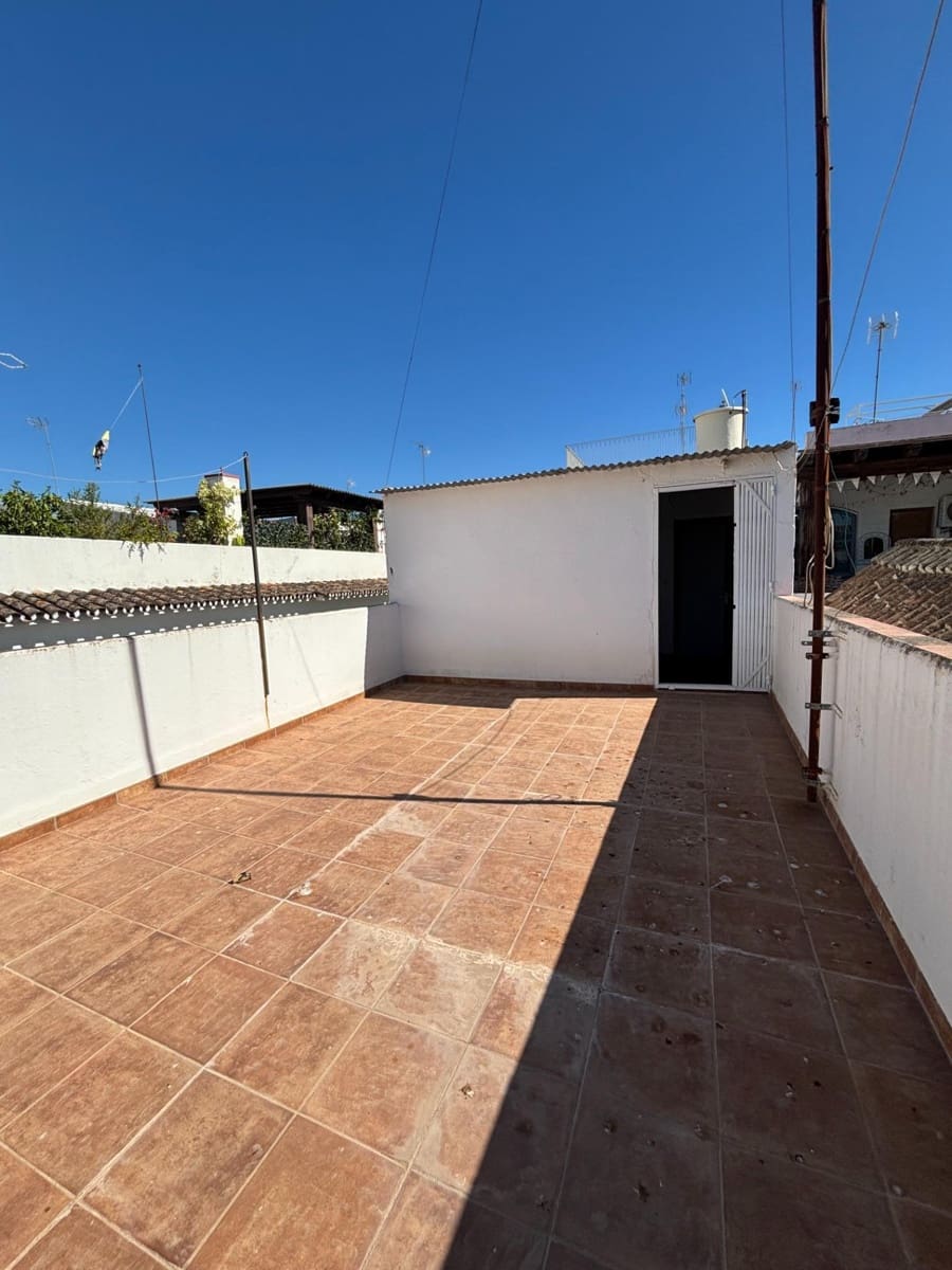 Casa de 3 habitaciones en Estepona en venta - 850.000 € (Ref: 10109748)
