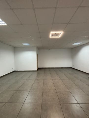 Gewerbe zu vermieten in San Luis de Sabinillas, Manilva - 900 € (Ref: 10120251)