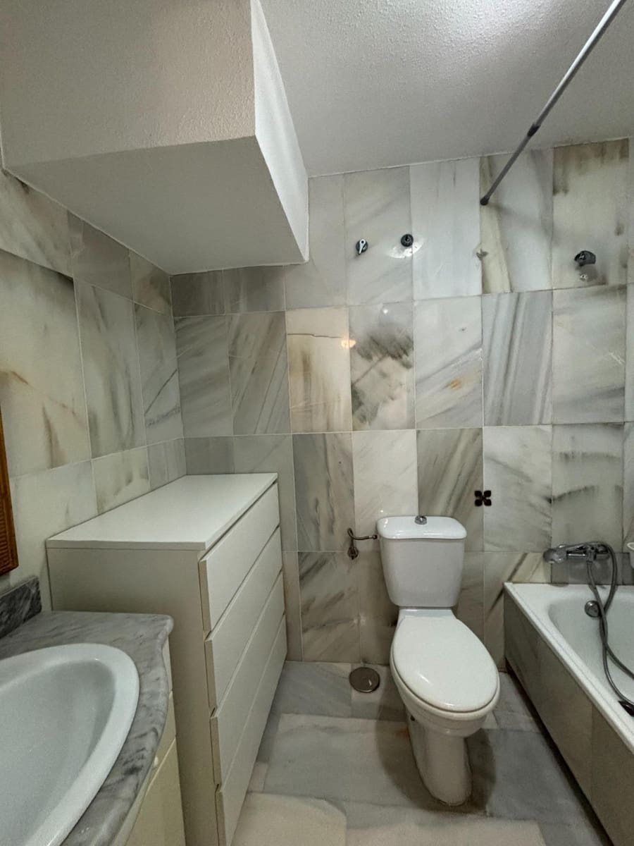 1 Zimmer Apartment zu verkaufen in Estepona mit Pool - 169.900 € (Ref: 10174012)