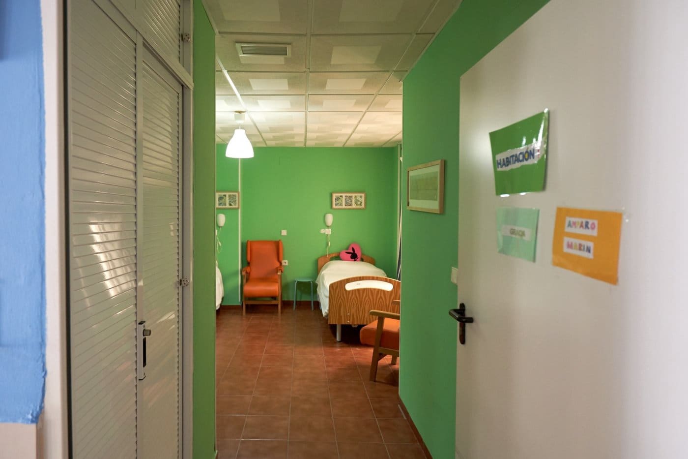 15 bedroom Business for sale in Valencina de la Concepcion - € 901,425 (Ref: 7393880)