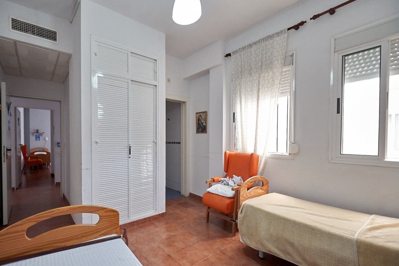 15 bedroom Business for sale in Valencina de la Concepcion - € 901,425 (Ref: 7393880)