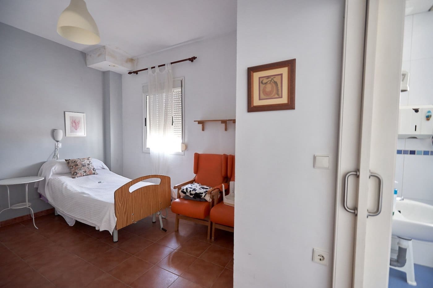 15 bedroom Business for sale in Valencina de la Concepcion - € 901,425 (Ref: 7393880)