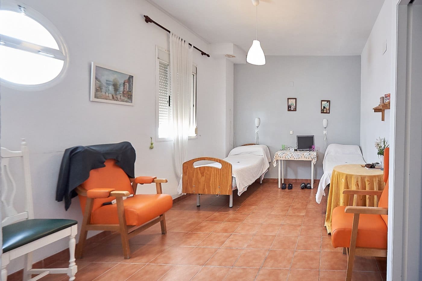 15 bedroom Business for sale in Valencina de la Concepcion - € 901,425 (Ref: 7393880)