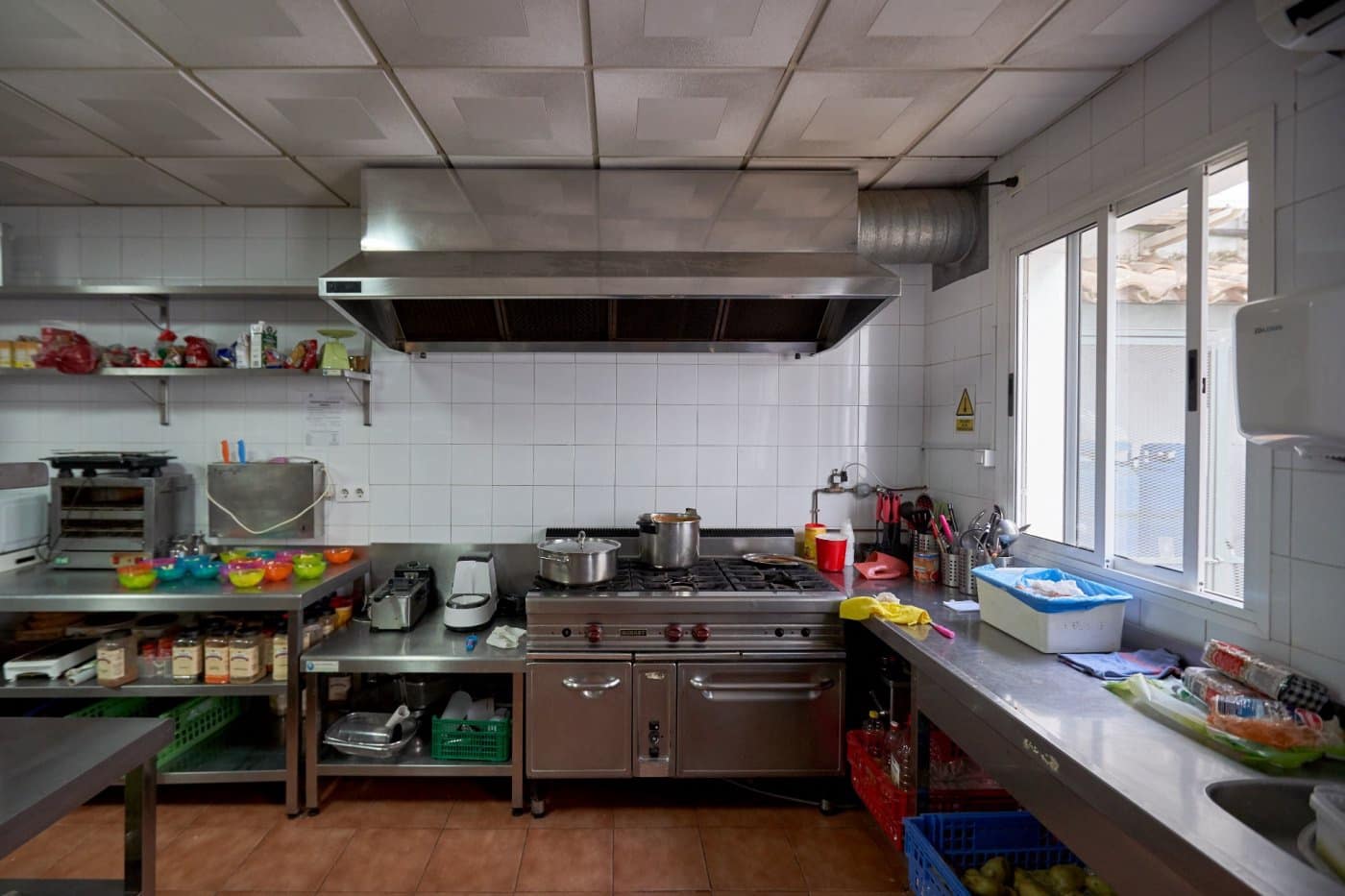 15 bedroom Business for sale in Valencina de la Concepcion - € 901,425 (Ref: 7393880)