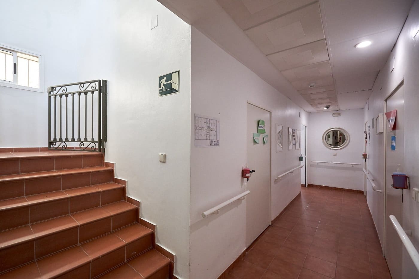 15 bedroom Business for sale in Valencina de la Concepcion - € 901,425 (Ref: 7393880)