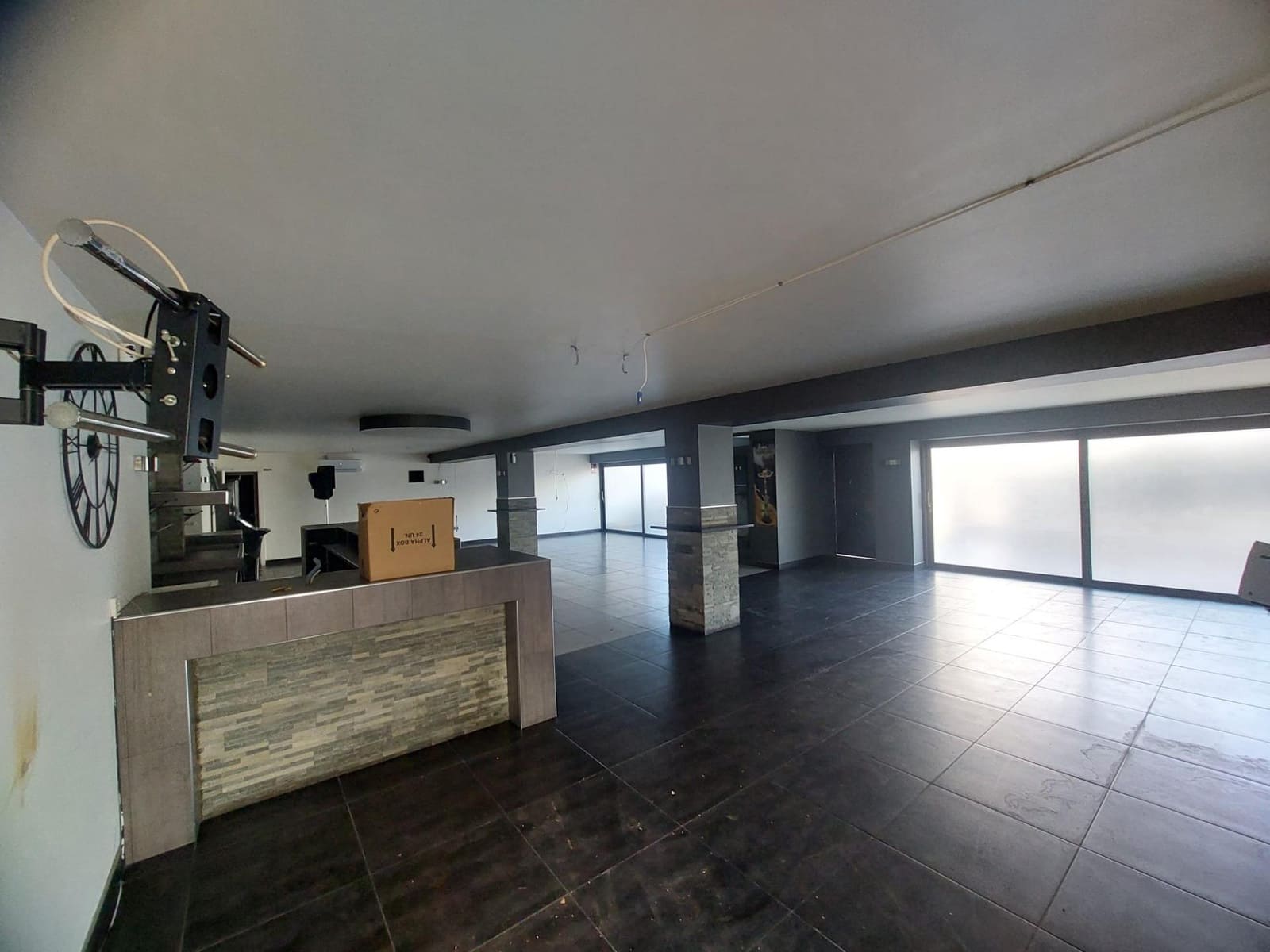 Kommersiell til salgs i El Paraiso - € 3 485 000 (Ref: 8243598)