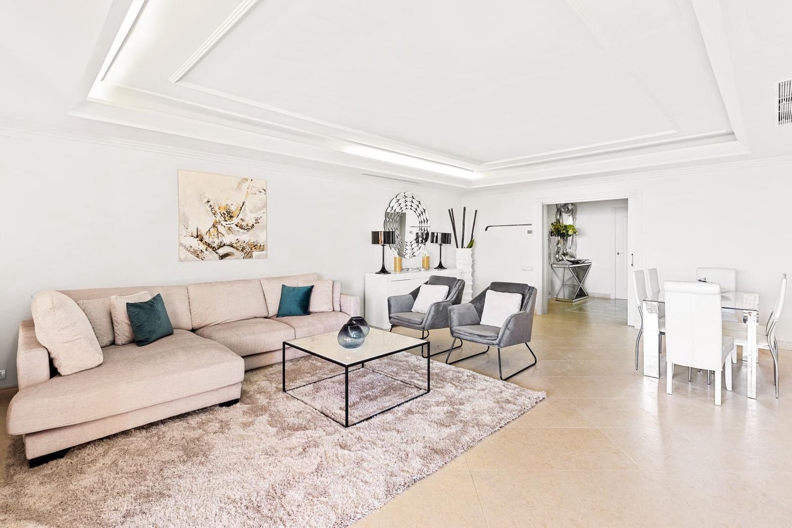 3 sypialnia Apartament na sprzedaż w Estepona z basenem garażem - 1 650 000 € (Ref: 8789455)