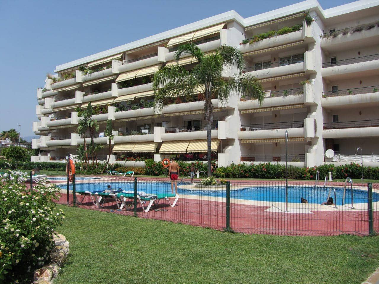 3 soverom Leilighet til salgs i Guadalmina med svømmebasseng garasje - € 535 000 (Ref: 8929020)