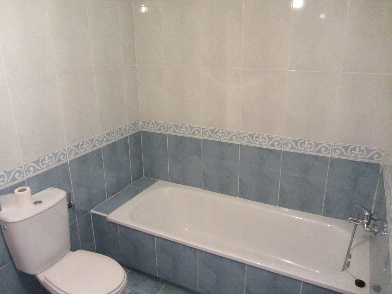 3 soverom Leilighet til salgs i Guadalmina med svømmebasseng garasje - € 535 000 (Ref: 8929020)