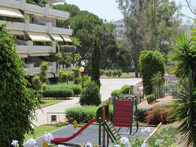 Apartamento de 3 habitaciones en Guadalmina Alta, Marbella en venta con piscina garaje - 535.000 € (Ref: 8929020)