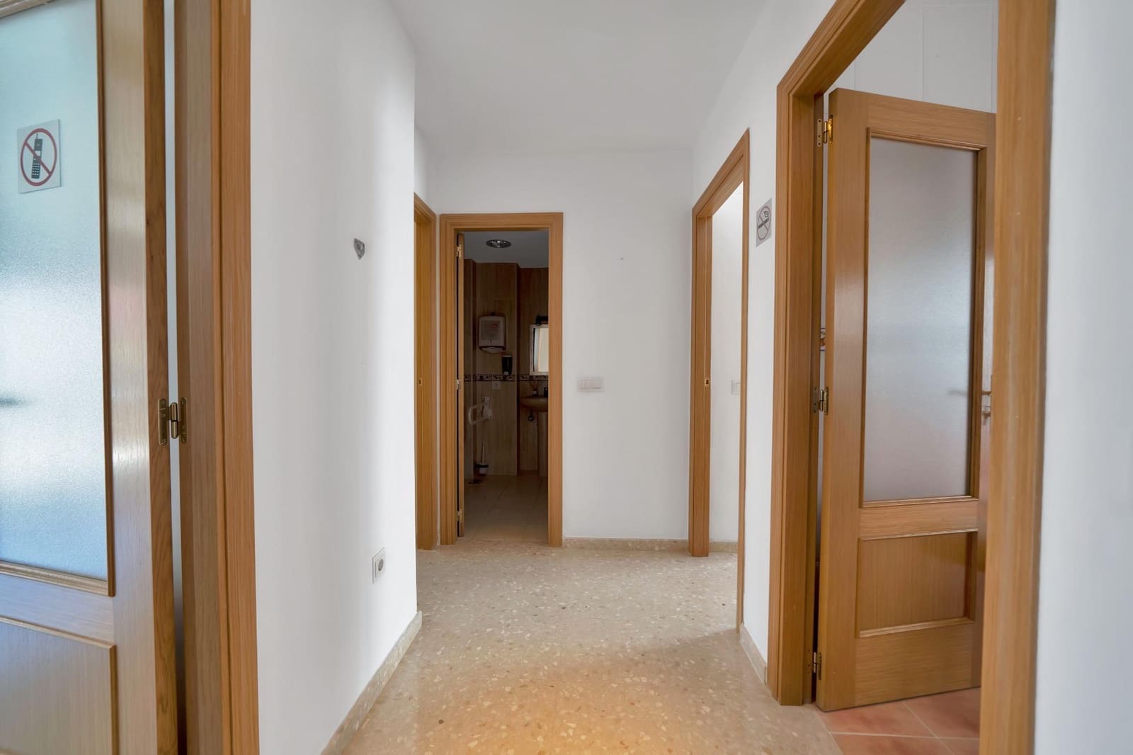 3 bedroom Flat for sale in Estepona with garage - € 439,000 (Ref: 9023242)