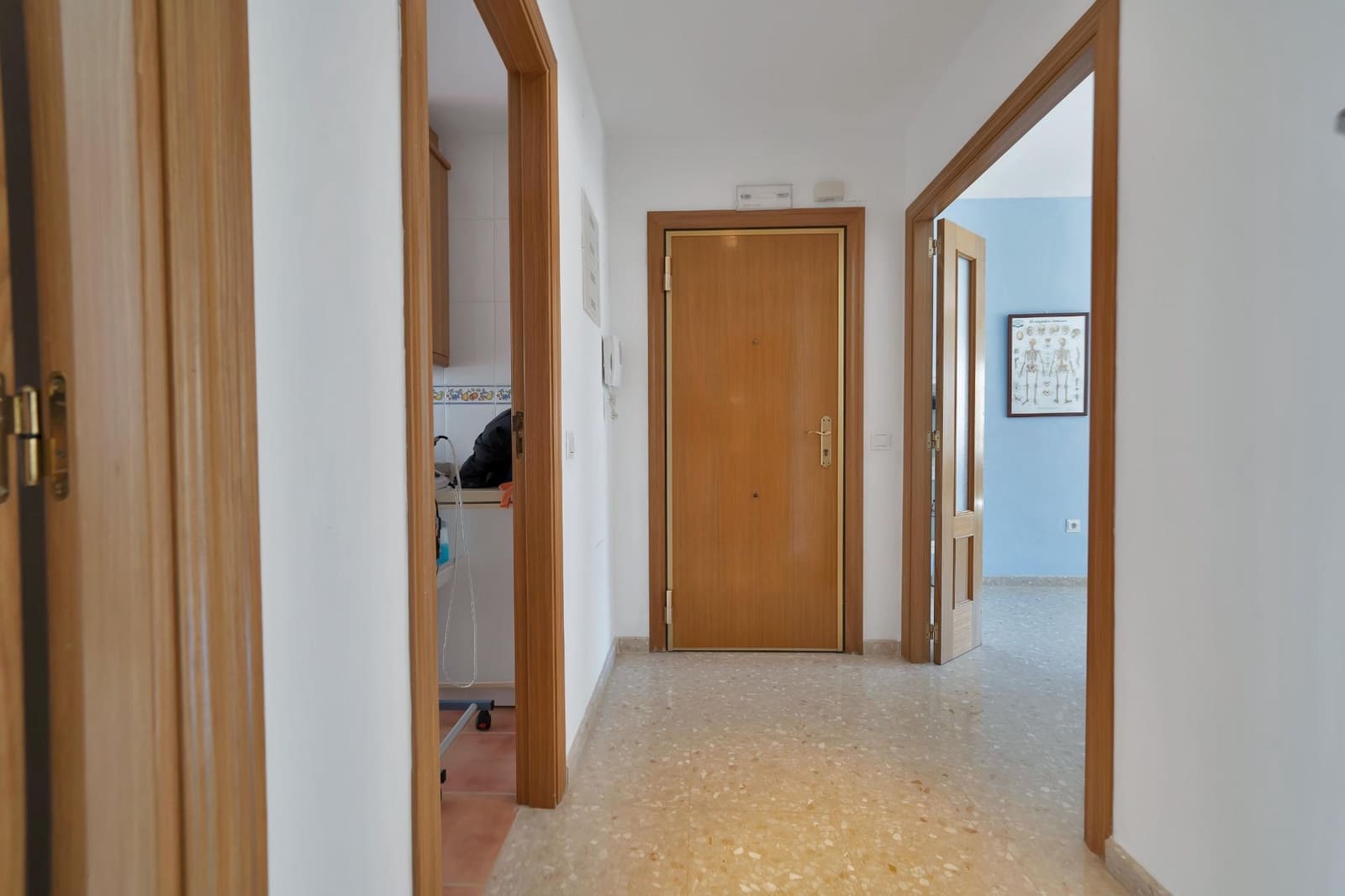 3 bedroom Flat for sale in Estepona with garage - € 439,000 (Ref: 9023242)