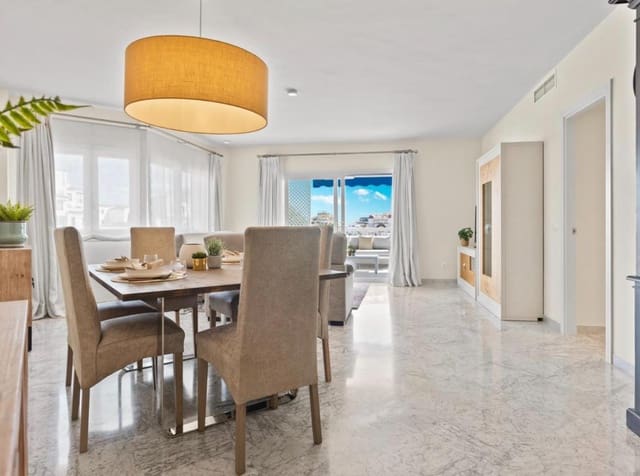 2 bedroom Apartment for sale in Marbella with pool garage - € 850,000 (Ref: 9059348)