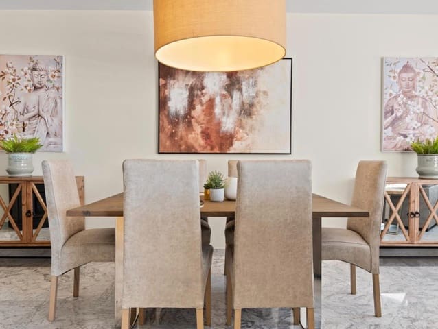 2 bedroom Apartment for sale in Marbella with pool garage - € 850,000 (Ref: 9059348)