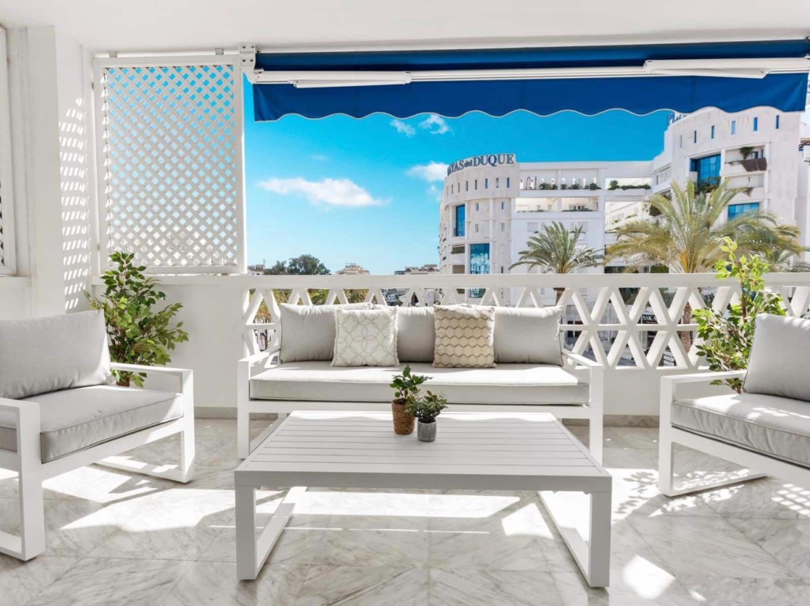 2 bedroom Apartment for sale in Marbella with pool garage - € 850,000 (Ref: 9059348)