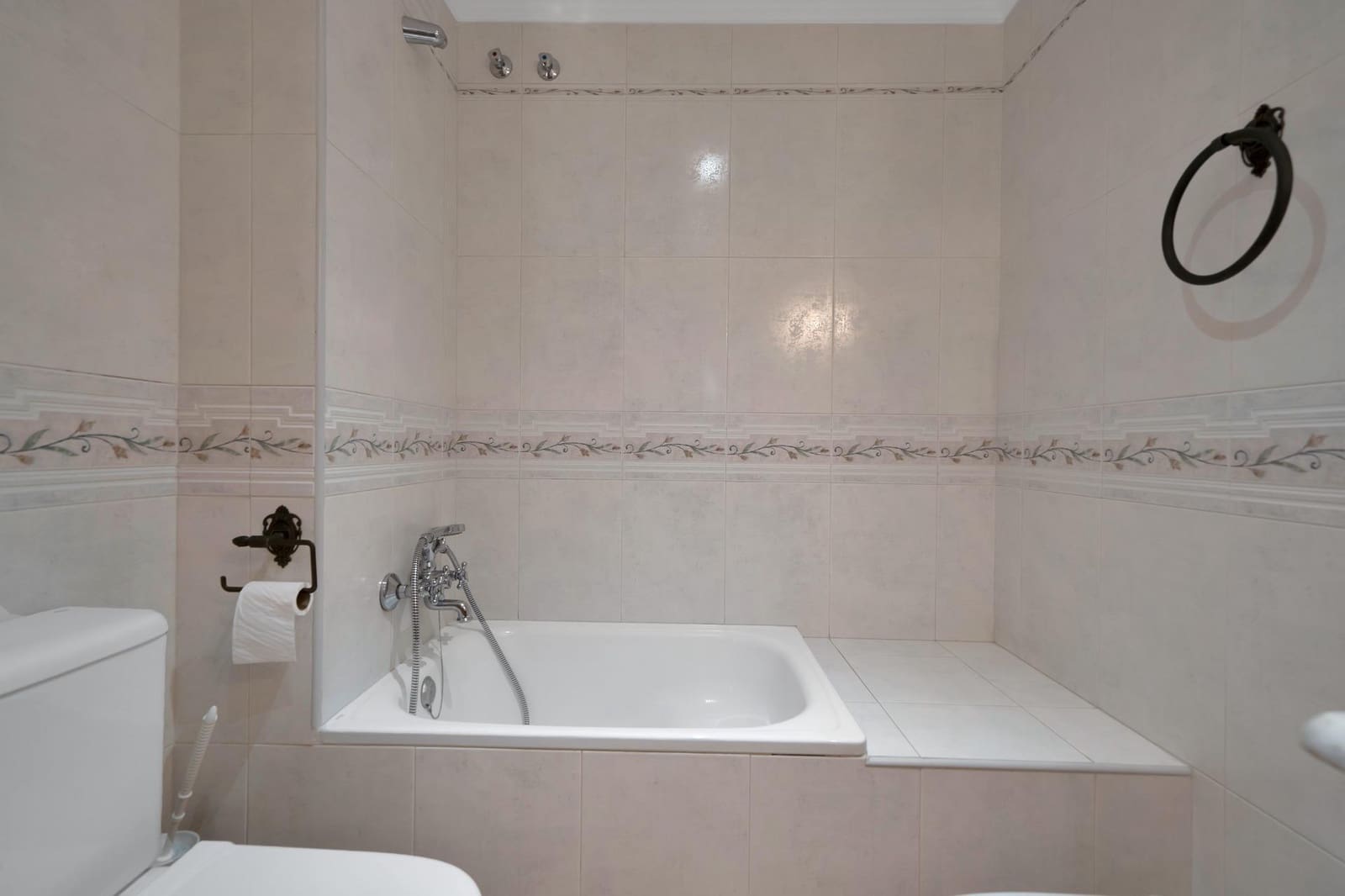 4 soverom Leilighet til salgs i Estepona - € 349 990 (Ref: 9075095)