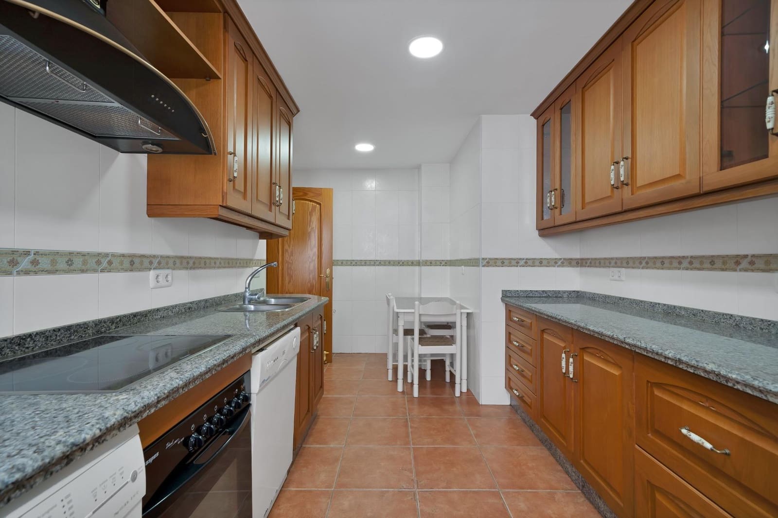 4 soverom Leilighet til salgs i Estepona - € 349 990 (Ref: 9075095)