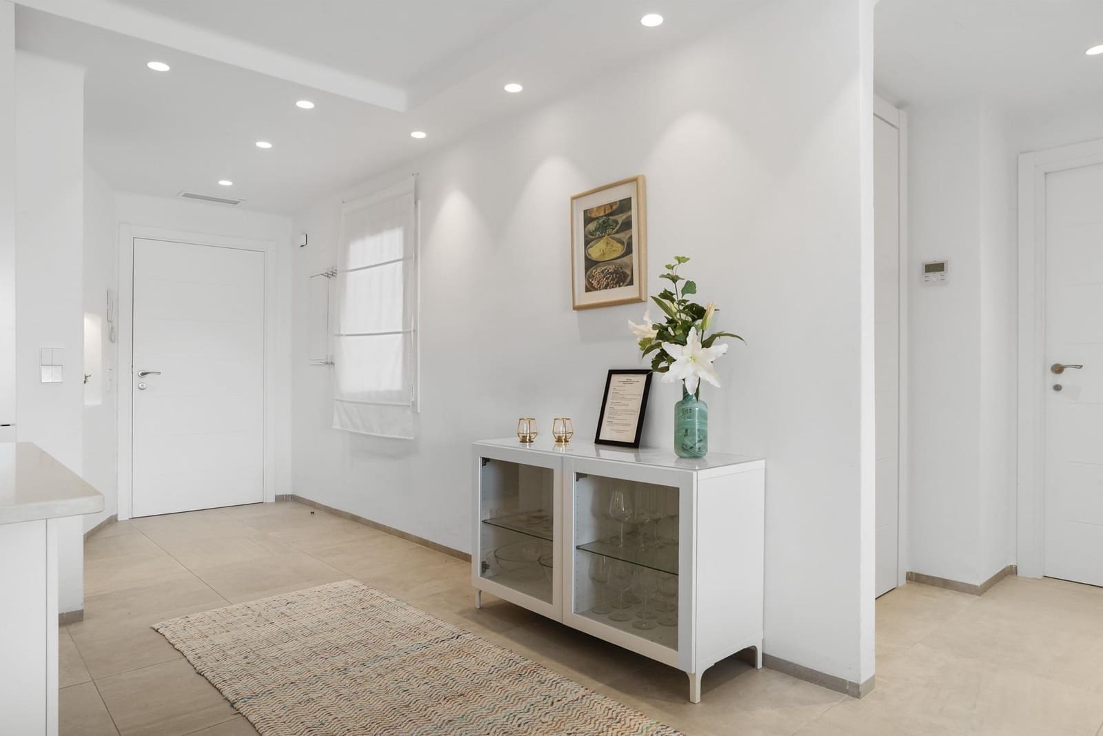 3 bedroom Beach Apartment for sale in Marbella with pool garage - € 1,385,000 (Ref: 9427230)