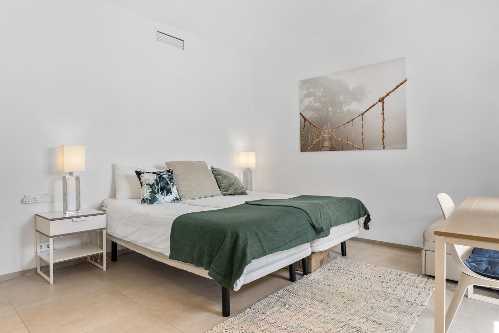 3 bedroom Beach Apartment for sale in Marbella with pool garage - € 1,385,000 (Ref: 9427230)