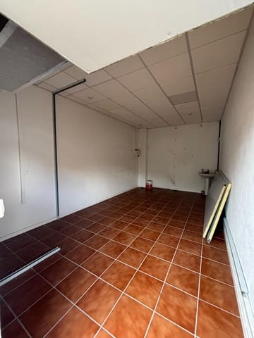 Commercieel te huur in Estepona - € 600 (Ref: 9504313)
