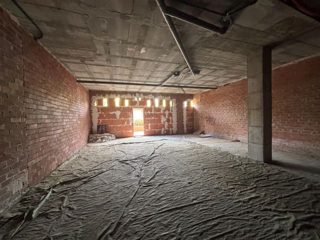 Erhverv til leje i Estepona - € 1.850 (Ref: 9504313)