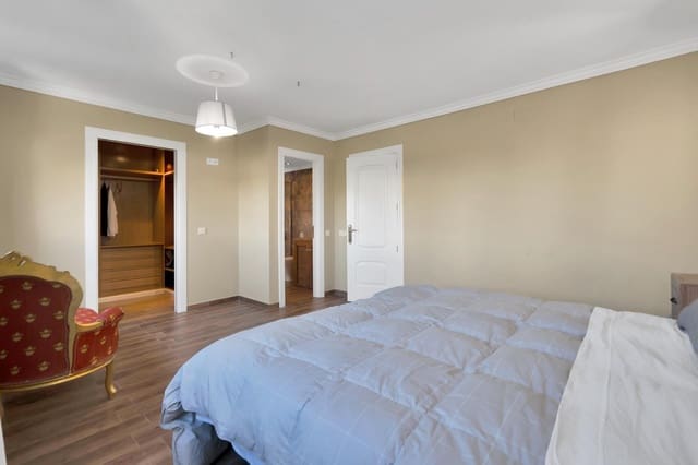 3 sypialnia Apartament na sprzedaż w Centro, Estepona - 379 900 € (Ref: 9533756)