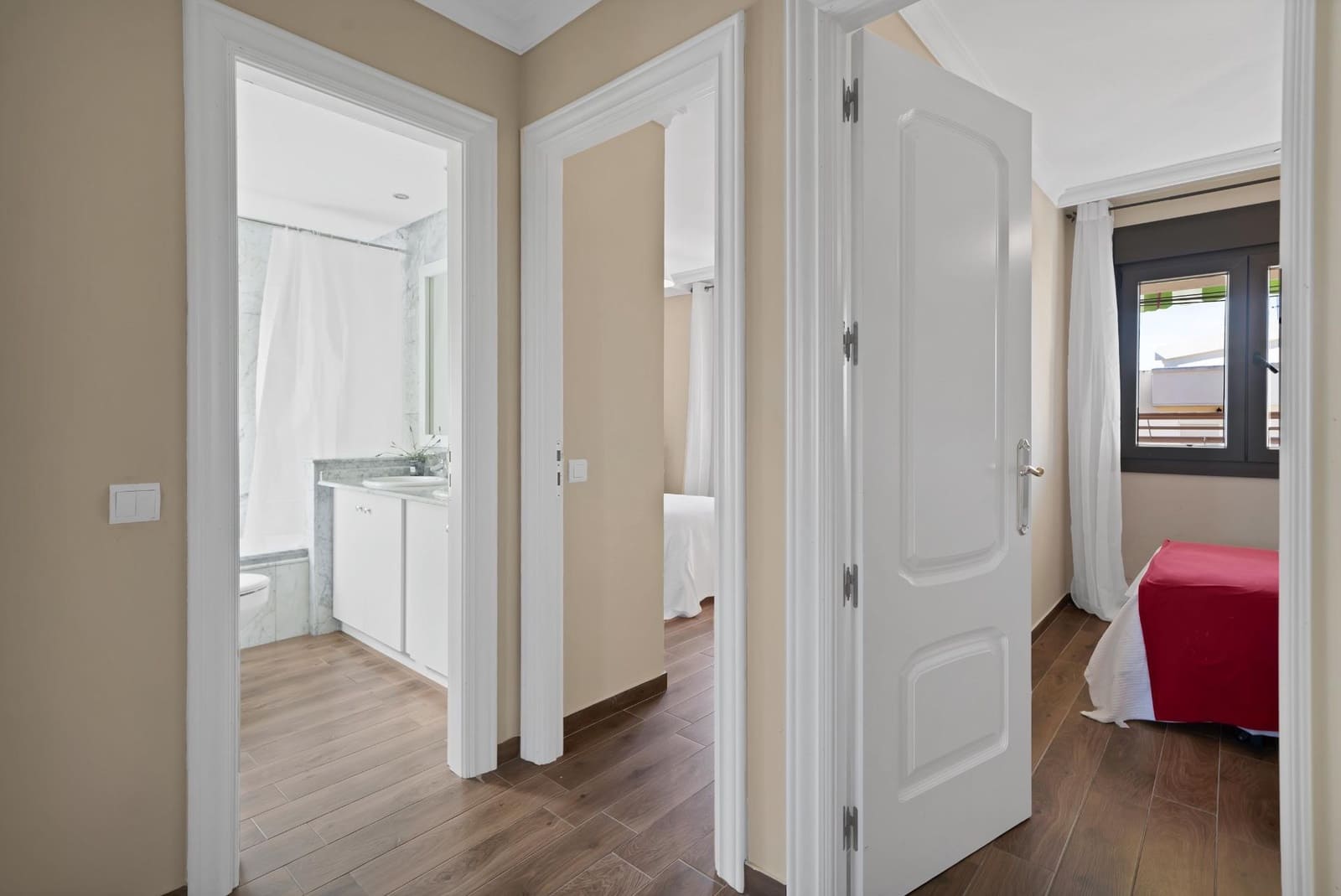 3 sypialnia Apartament na sprzedaż w Estepona - 379 900 € (Ref: 9533756)