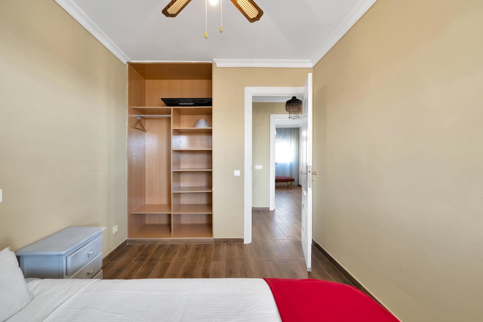 3 sypialnia Apartament na sprzedaż w Estepona - 379 900 € (Ref: 9533756)