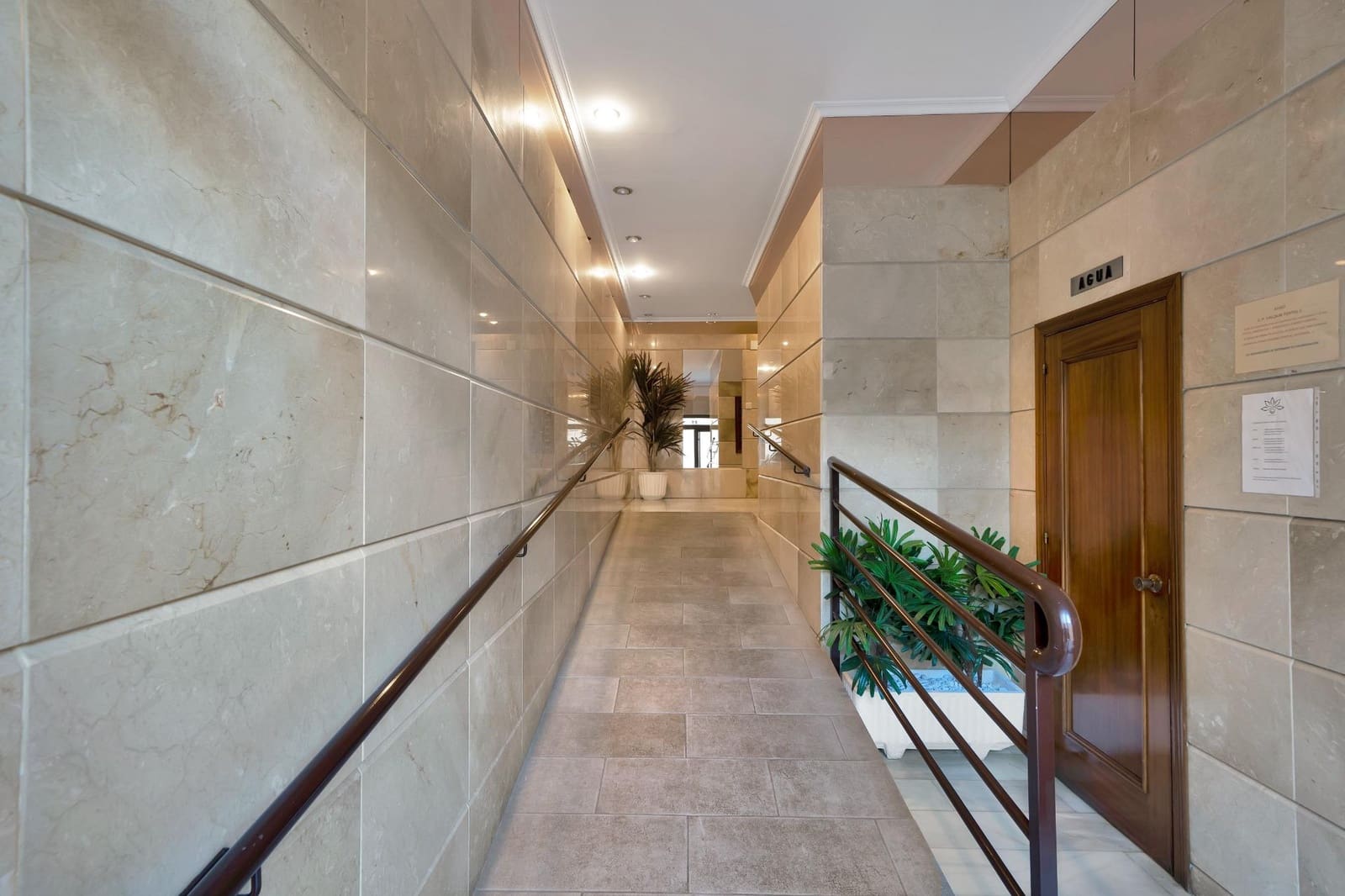 3 sypialnia Apartament na sprzedaż w Estepona - 379 900 € (Ref: 9533756)