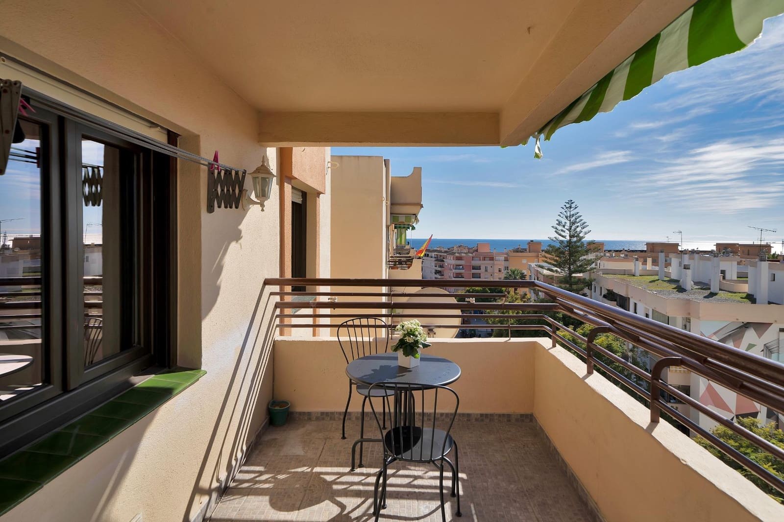 3 sypialnia Apartament na sprzedaż w Estepona - 379 900 € (Ref: 9533756)