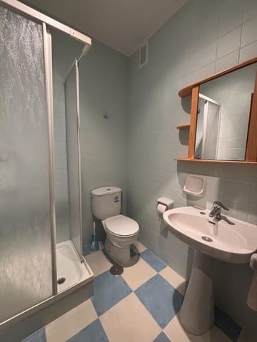 3 Zimmer Apartment zu vermieten in Puerto de Estepona, Estepona - 1.300 € (Ref: 9535959)