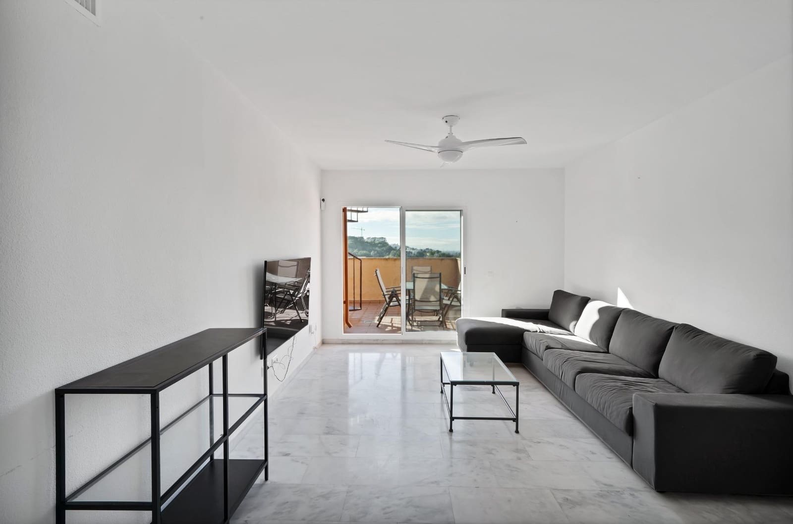 Ático de 2 habitaciones en Elviria en venta con garaje - 312.000 € (Ref: 9548221)