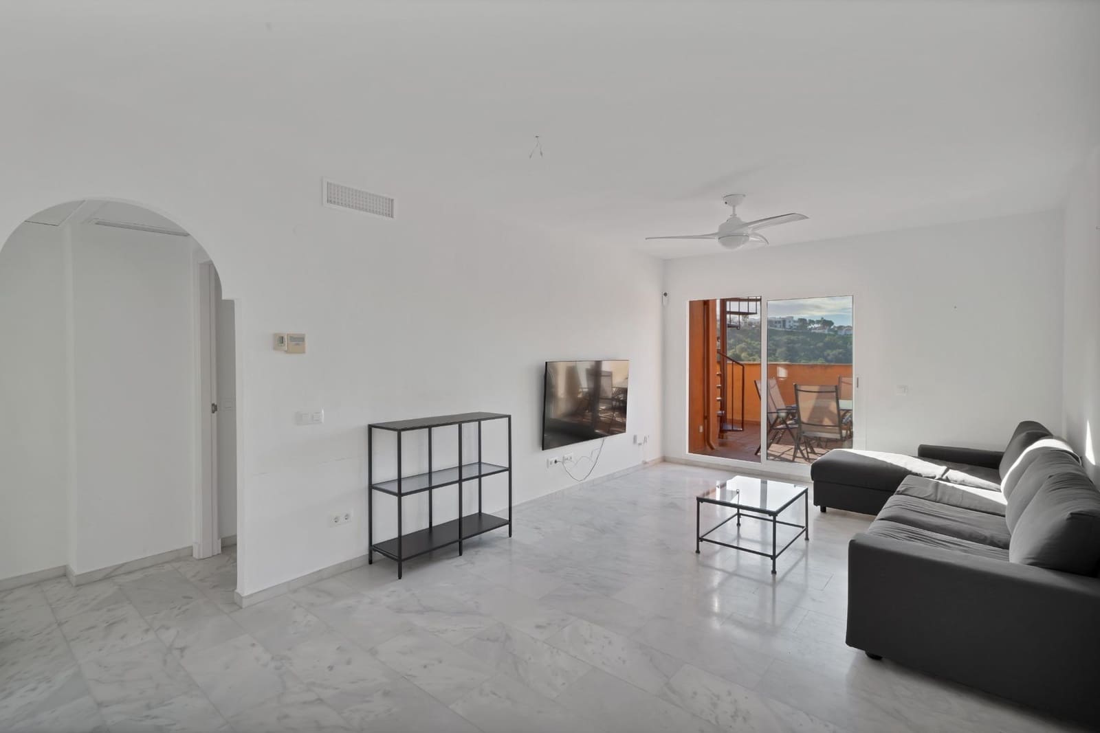 Ático de 2 habitaciones en Elviria en venta con garaje - 312.000 € (Ref: 9548221)