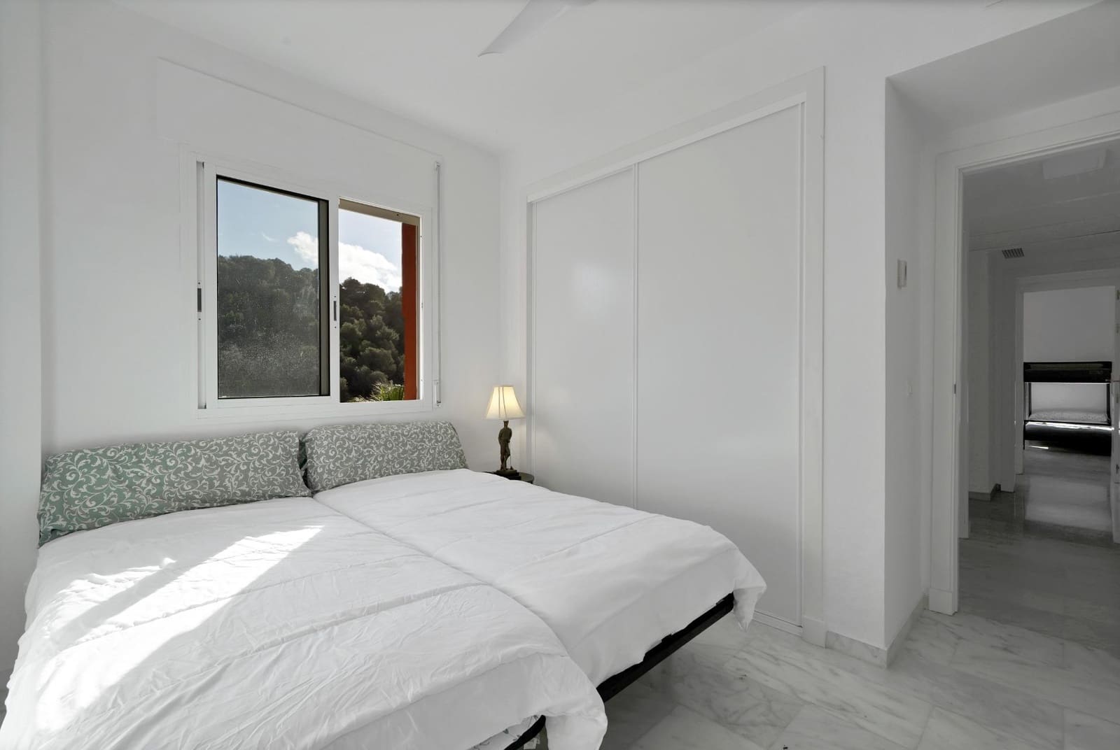 Ático de 2 habitaciones en Elviria en venta con garaje - 312.000 € (Ref: 9548221)