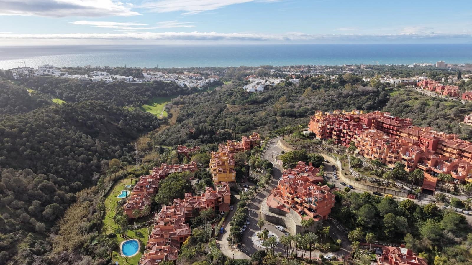 Ático de 2 habitaciones en Elviria en venta con garaje - 312.000 € (Ref: 9548221)