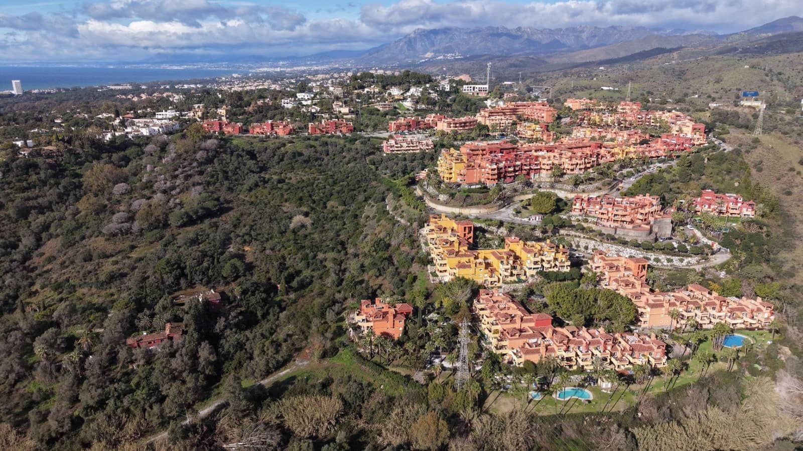 Ático de 2 habitaciones en Elviria en venta con garaje - 312.000 € (Ref: 9548221)