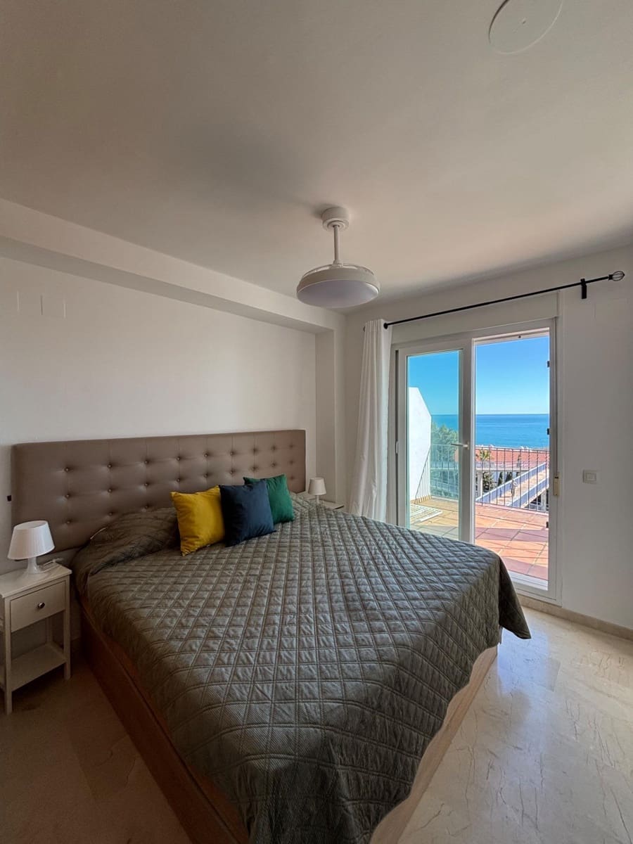 2 soveværelse Lejlighed til leje i Manilva med garage - € 1.150 (Ref: 9611562)