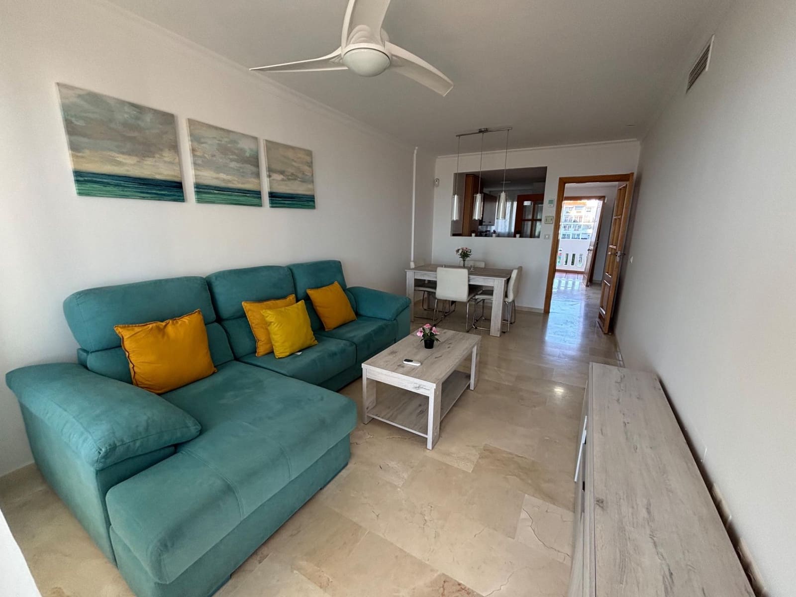 2 soveværelse Lejlighed til leje i Manilva med garage - € 1.150 (Ref: 9611562)