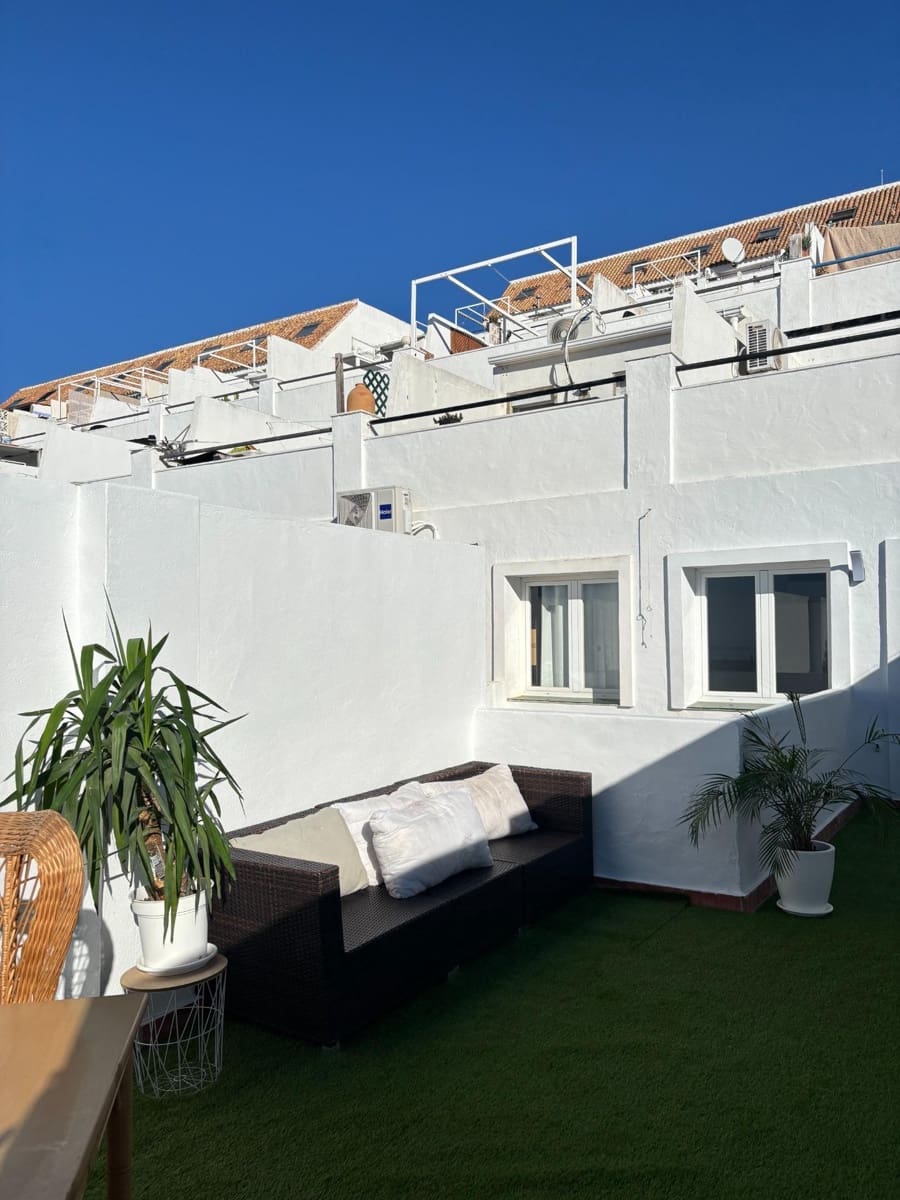 1 soverom Leilighet til salgs i Estepona - € 149 900 (Ref: 9615473)