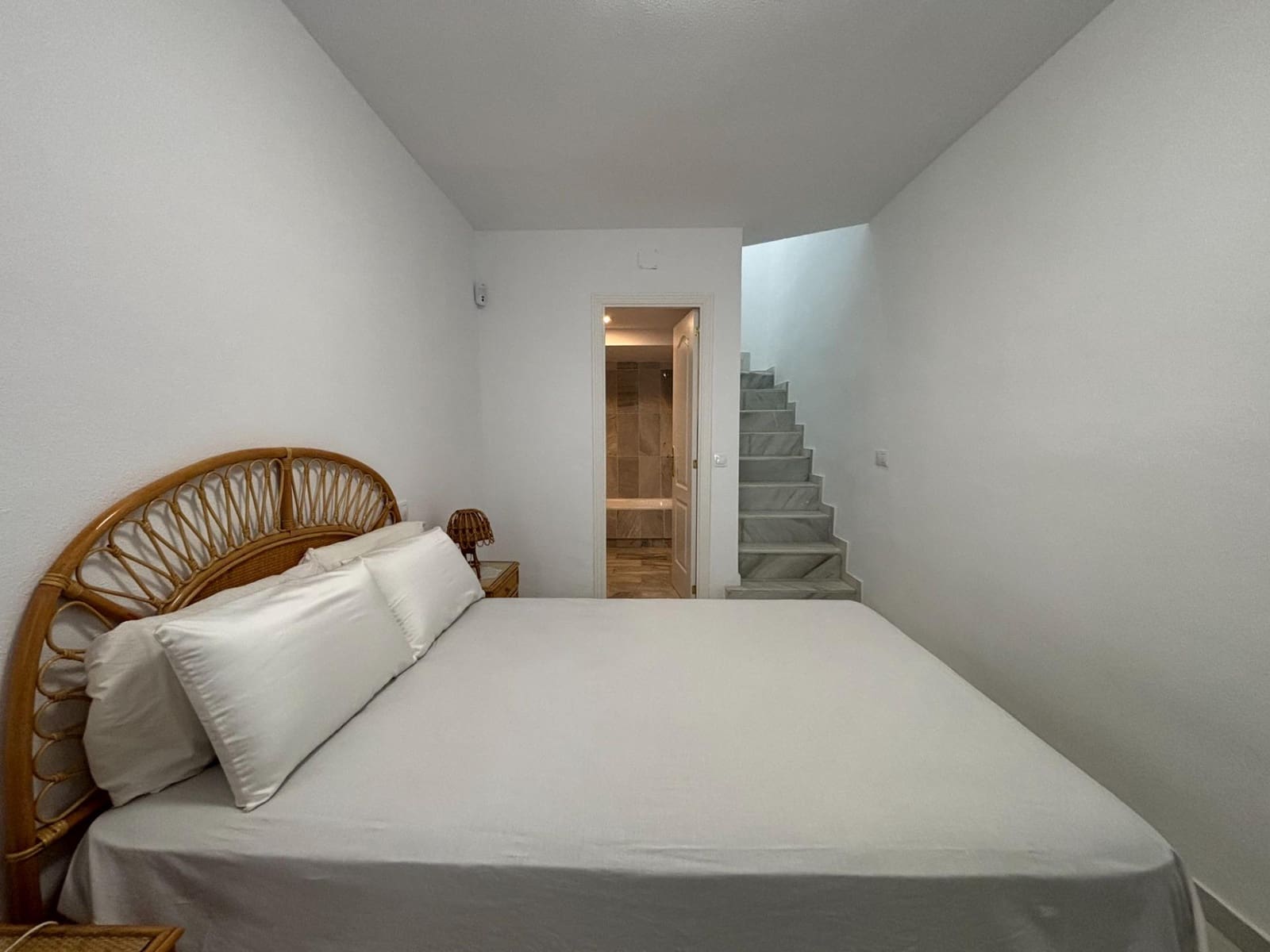 1 soverom Leilighet til salgs i Estepona - € 149 900 (Ref: 9615473)