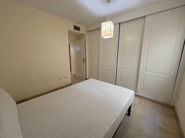 1 makuuhuone Huoneisto myytävänä paikassa Estepona mukana 
autotalli - 274 900 € (Ref: 9619247)