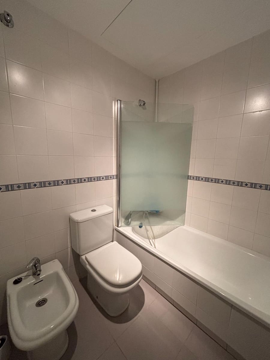 Ático de 2 habitaciones en Estepona en venta - 399.000 € (Ref: 9629995)