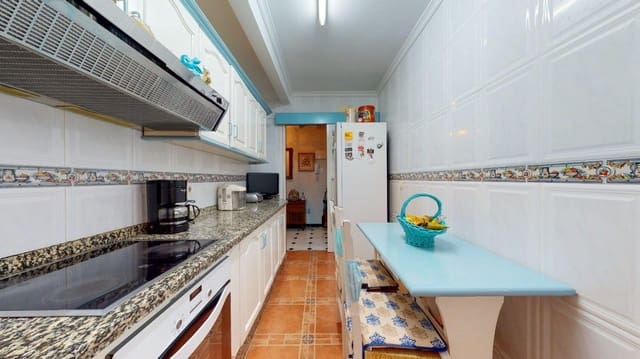 3 soveværelse Lejlighed til salg i Centro, Estepona - € 179.000 (Ref: 9670664)