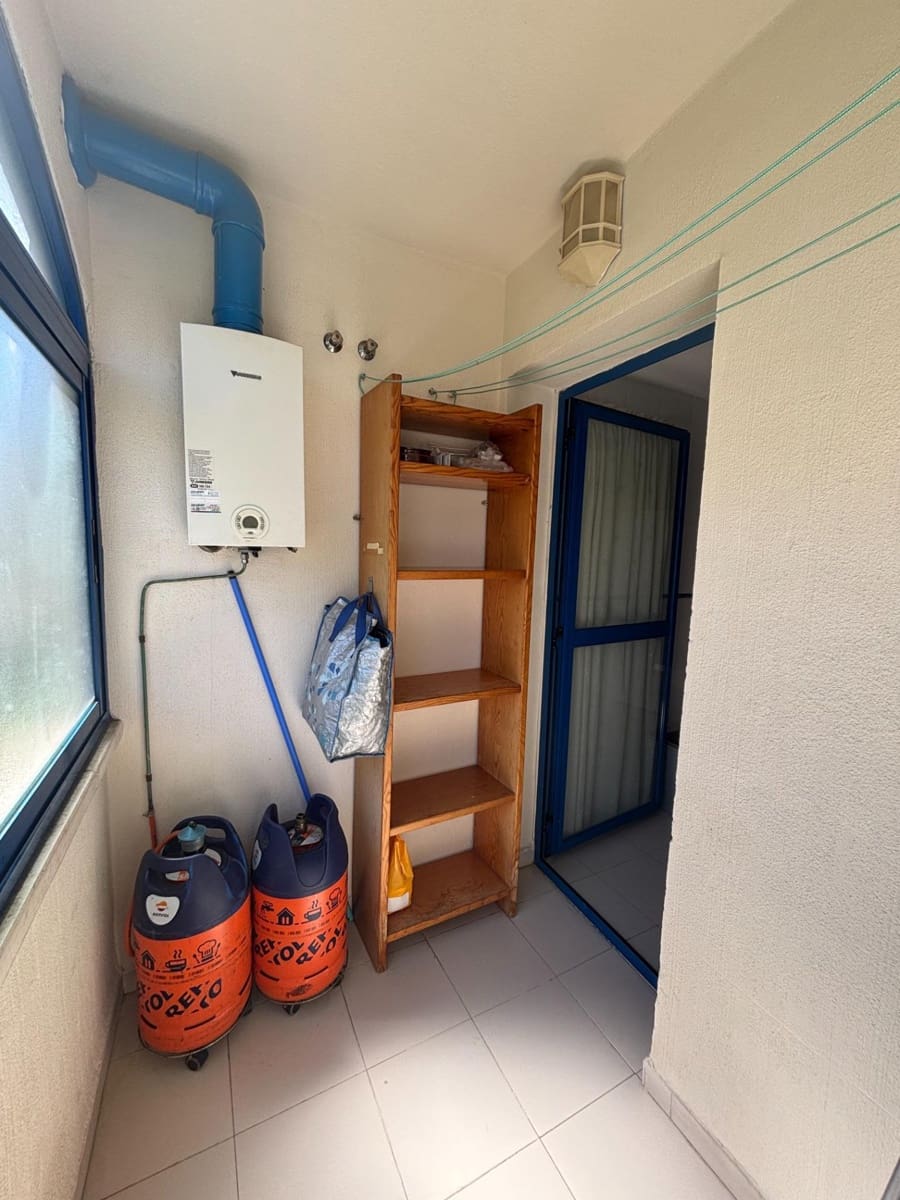 3 bedroom Apartment for rent in Estepona with garage - € 1,500 (Ref: 9695370)