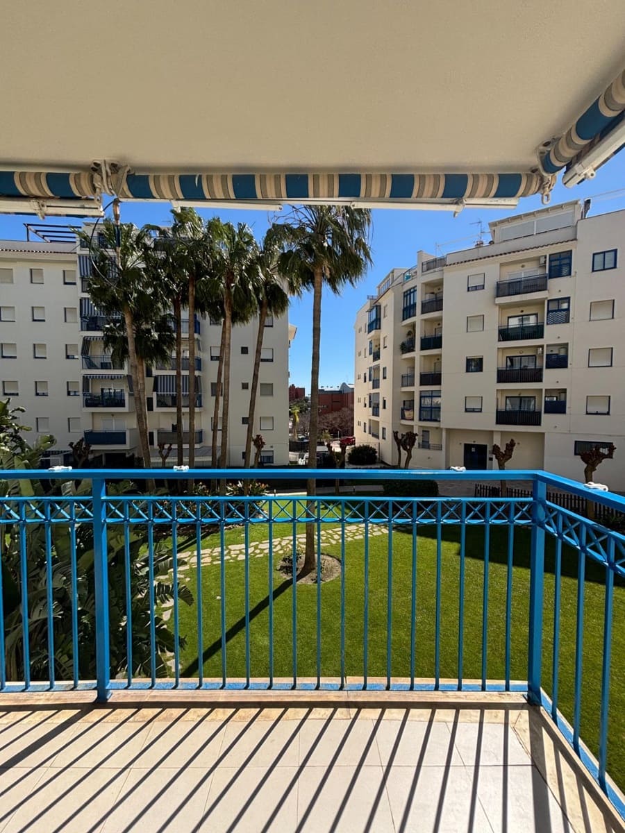 3 bedroom Apartment for rent in Estepona with garage - € 1,500 (Ref: 9695370)