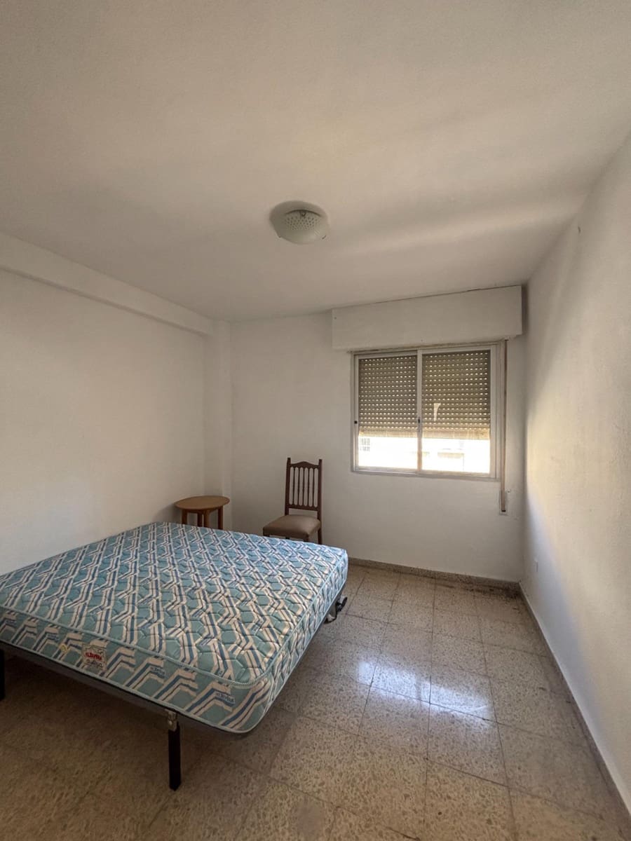 3 sypialnia Apartament na sprzedaż w Estepona - 200 000 € (Ref: 9719982)