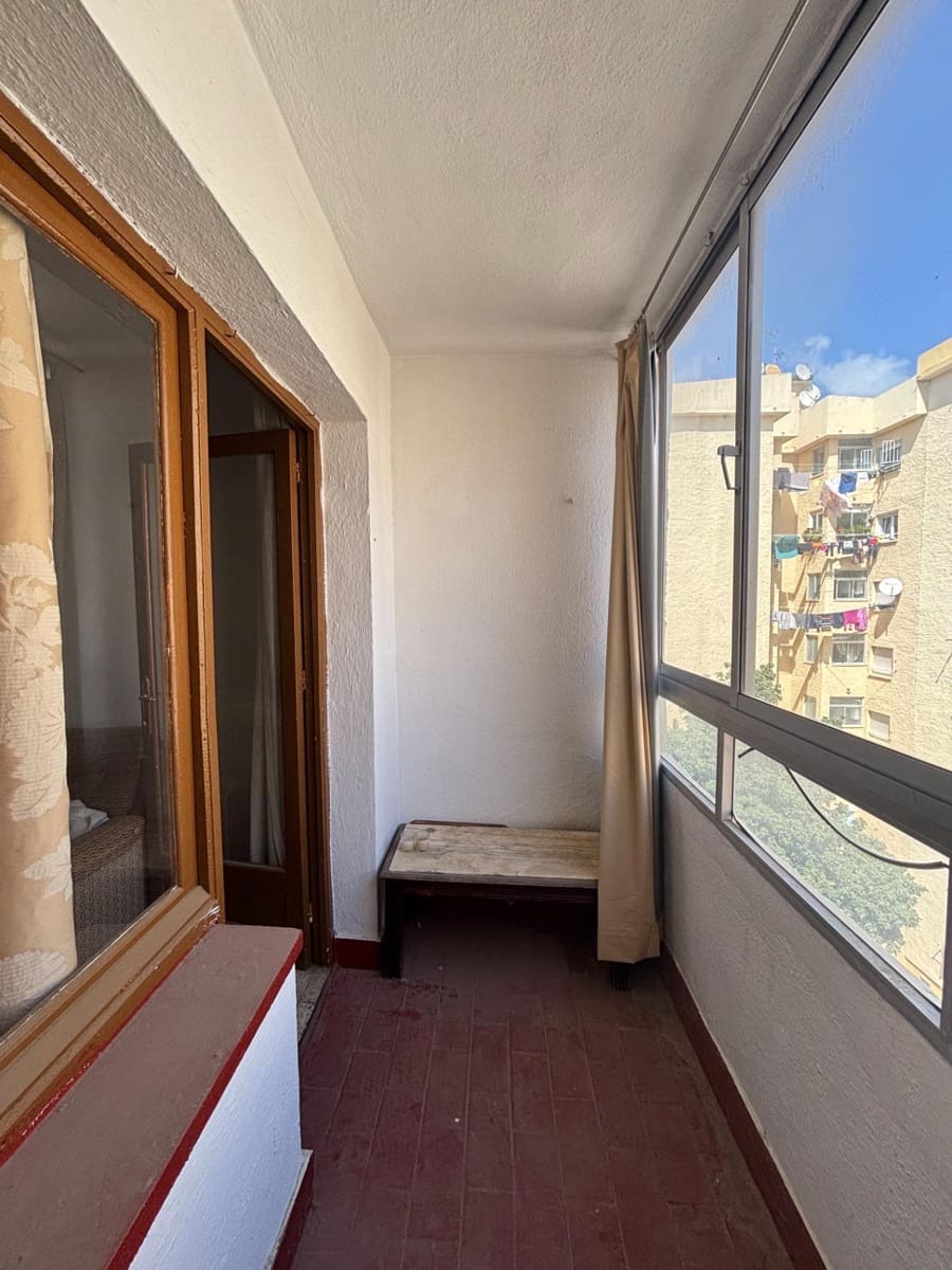 3 sypialnia Apartament na sprzedaż w Estepona - 200 000 € (Ref: 9719982)