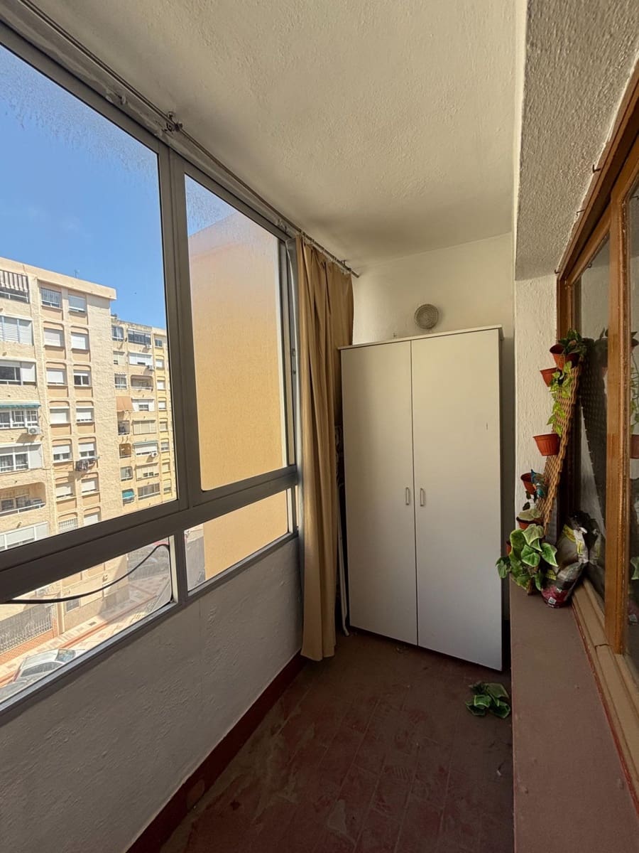 3 sypialnia Apartament na sprzedaż w Estepona - 200 000 € (Ref: 9719982)