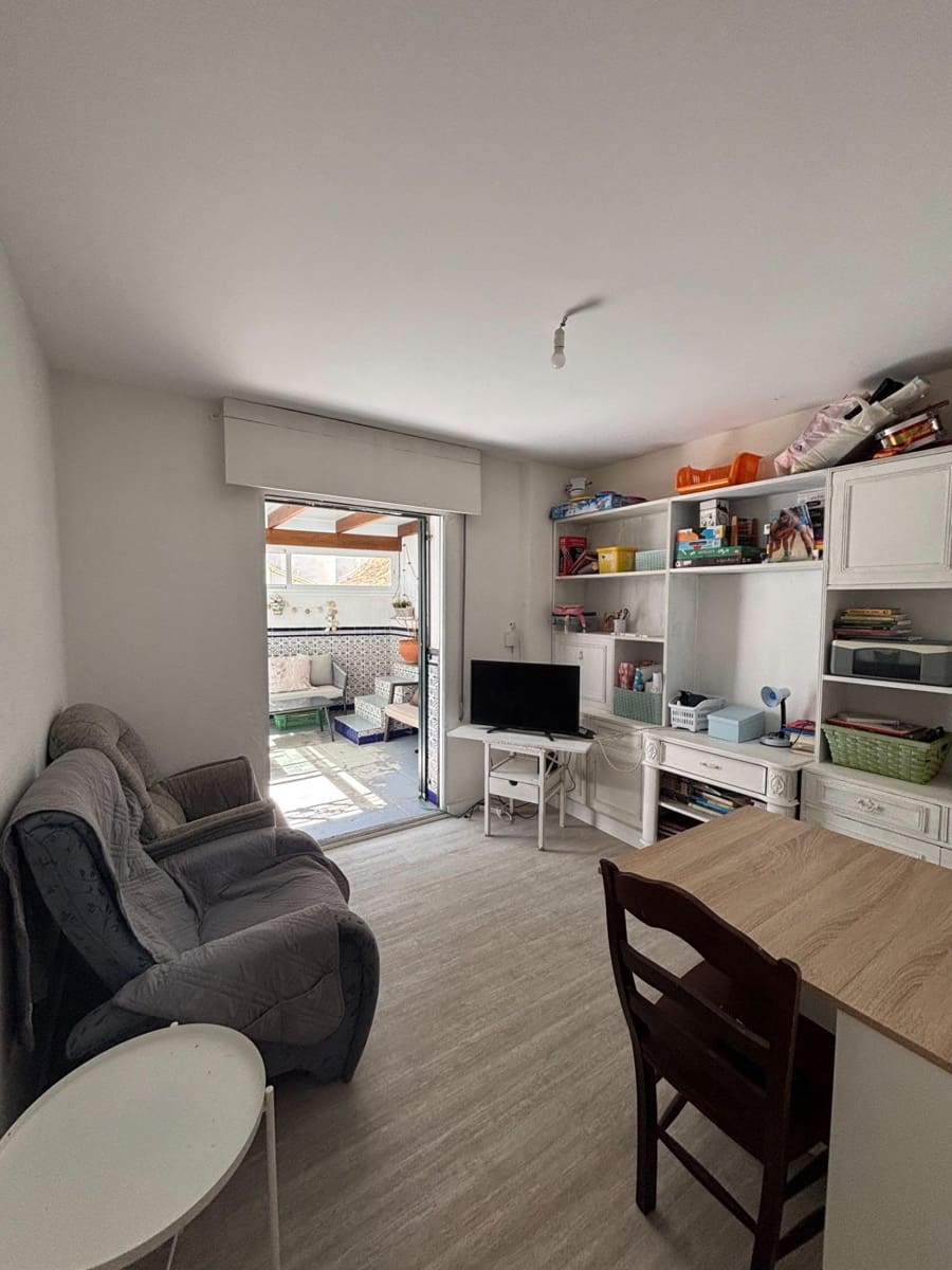 3 sovrum Lägenhet till salu i Estepona - 425 000 € (Ref: 9818252)