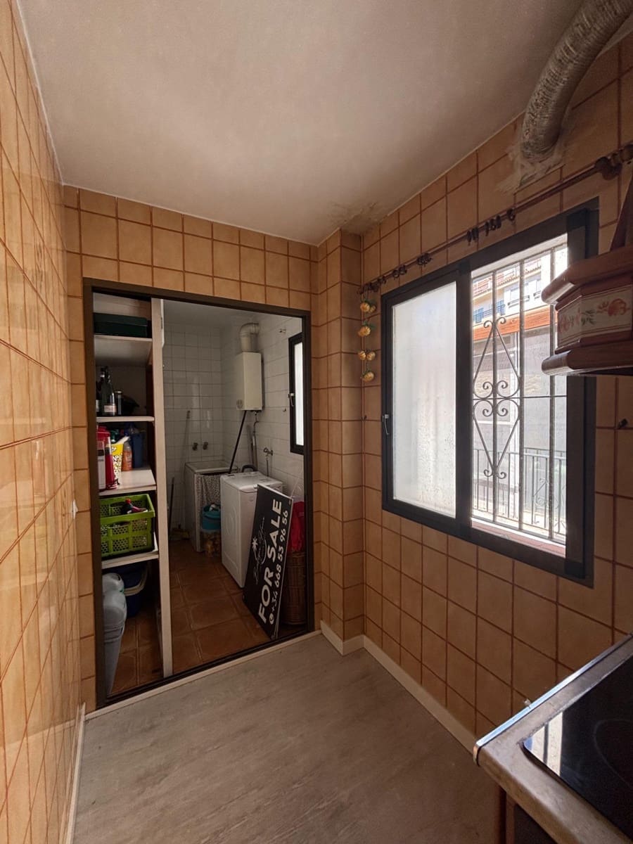 3 sovrum Lägenhet till salu i Estepona - 425 000 € (Ref: 9818252)